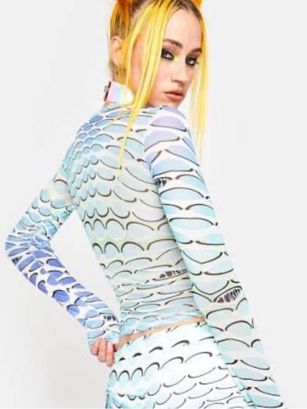 omighty Mesh Light Blue Wave-Print Long Sleeve Top